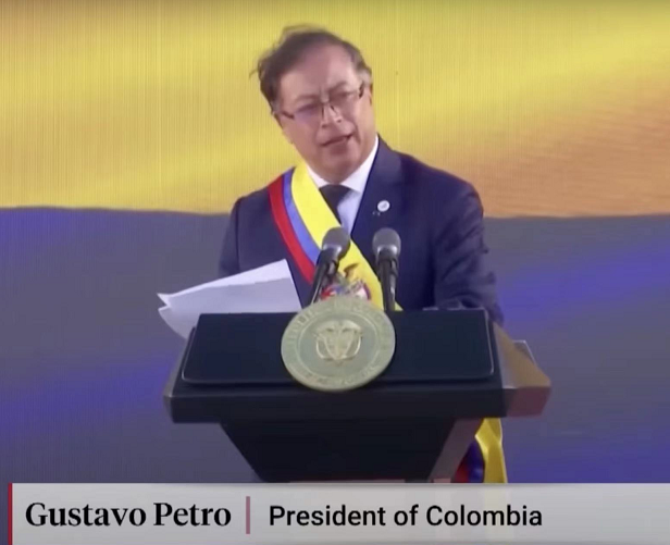 美国华裔代表参加哥伦比亚新总统纽约社区感谢会